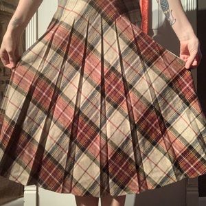 1950s Womens plaid skirt